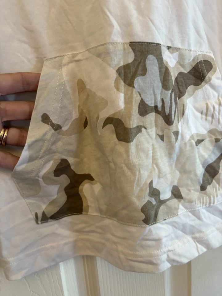 NWT CONVERSE ALL STAR Chuck Taylor Hoodie Long Sleeve T Shirt ~ Youth L Pockets - Image 3 of 4