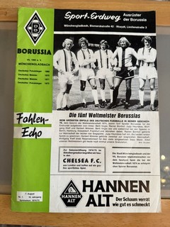 Borussia Monchengladbach v Chelsea 74/75 Friendly Official Football Programme
