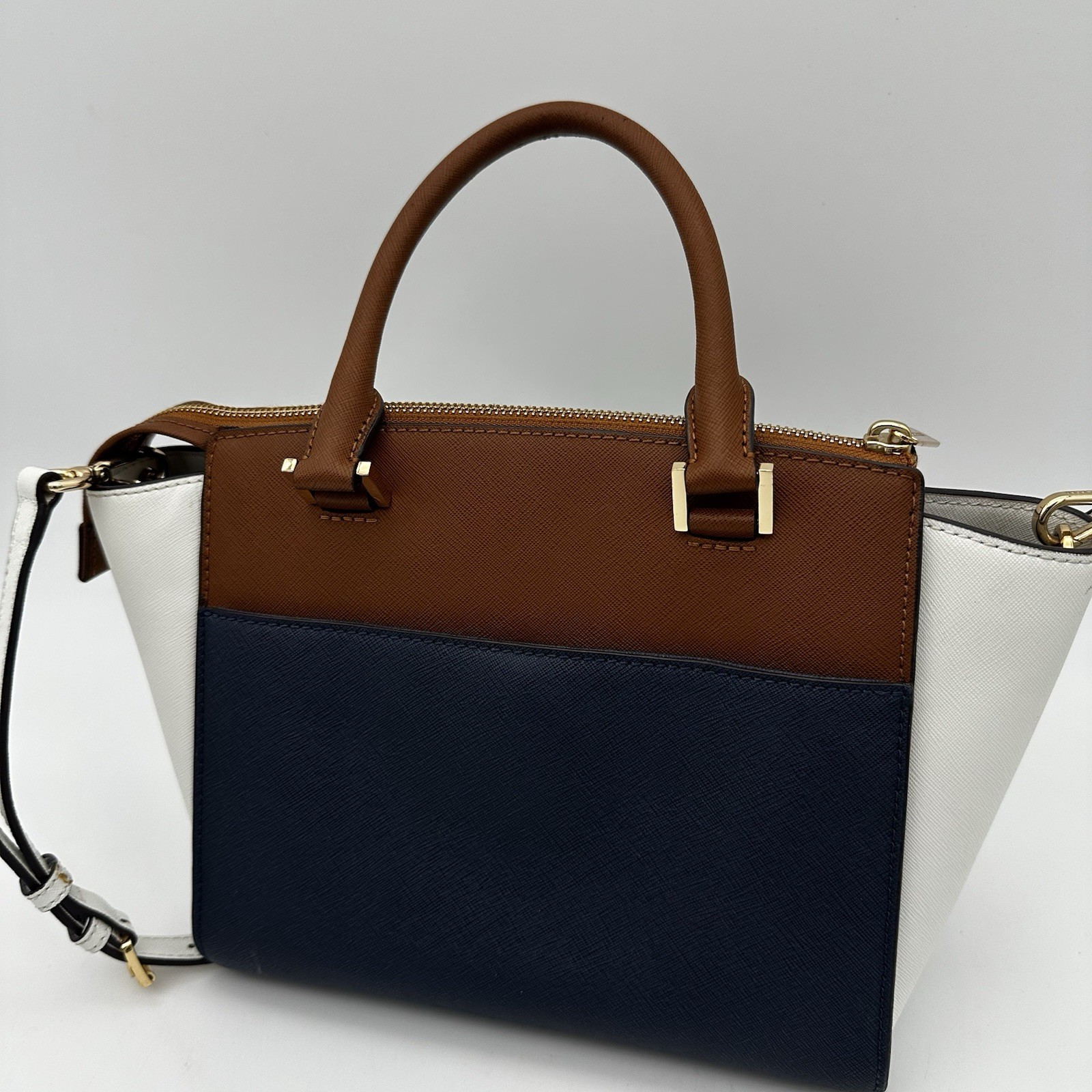 Michael Kors Hudson Medium Satchel in Saffiano Leather thumbnail 2