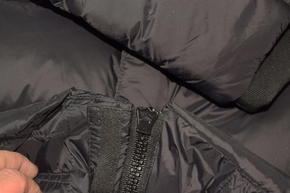 Chaleco chaqueta plumón de ganso con logotipo de Burberry para hombre talla US L Foto 4 de 4