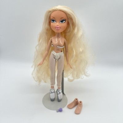 Bratz Dance Celebritiez Cloe Doll Ballerina Silver Ballet Slippers Tights