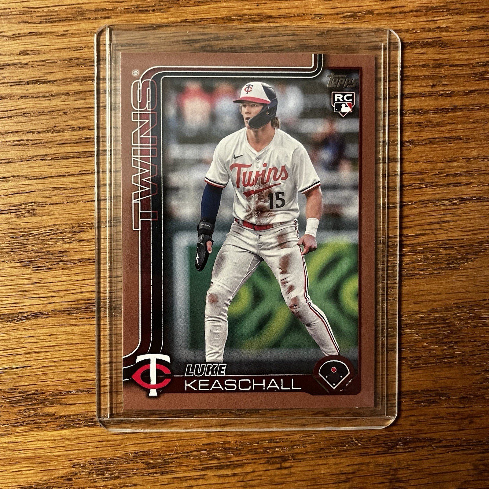 2025 Topps Update Series - Luke Keaschall #US16 Gold /2025 (RC)