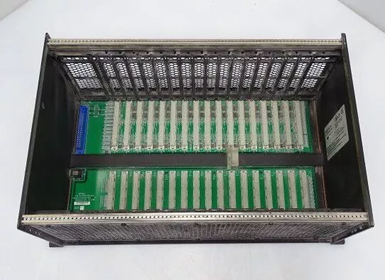 GENERAL ELECTRIC IC698CHS017B PLC WALL GE Fanuc Emerson RX7i Rear Mount RACK - Image 2 of 3