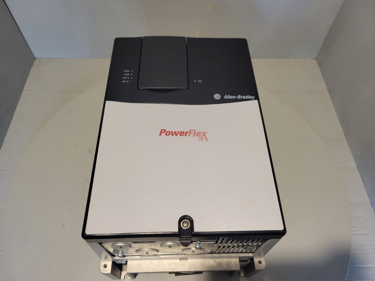 Allen Bradley PowerFlex 70 Drive, Series A, 20A D 034 A 0 AYNANC0