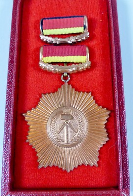 Ordem Do Mérito Militar - Wikipédia, A Enciclopédia Livre - Foto 5