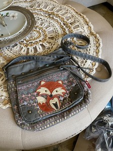unionbay fox purse