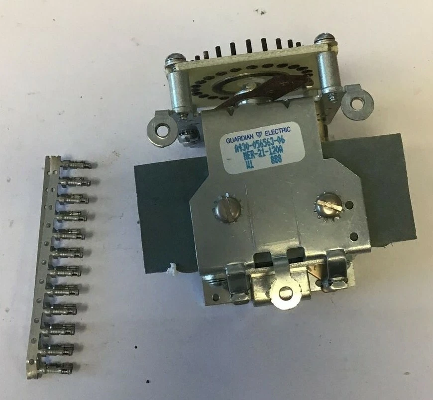 GUARDIAN MER-120-AC 21PT. ELECTRICAL RESET STEPPER COIL 120V 60HZ 1.5A - Image 3 of 4