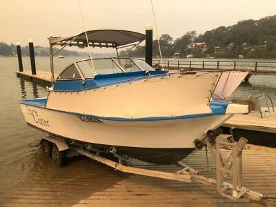 Bertram 20 Foot Cuddy Cabin Offshore Cruiser V6 Outboard