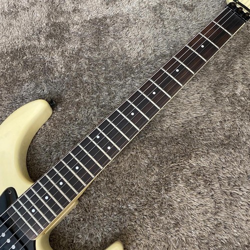 Used FERNANDES FR-55 White-ish Stratocaster 3.44kg - Picture 3 of 8