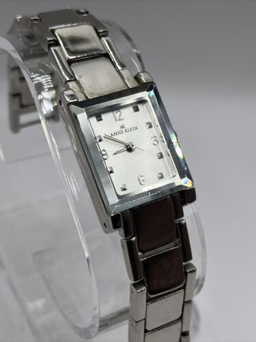 Reloj de cuarzo para mujer Anne Klein correa tono plateado 10/3759 - batería nueva - Imagen 1 de 9