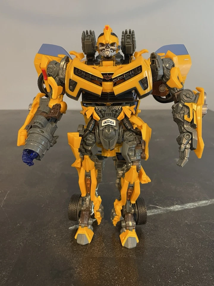 Transformers Ultimate Class Autobot Battle Ops Bumblebee Camaro Hasbro 2010 Foto 3 de 4