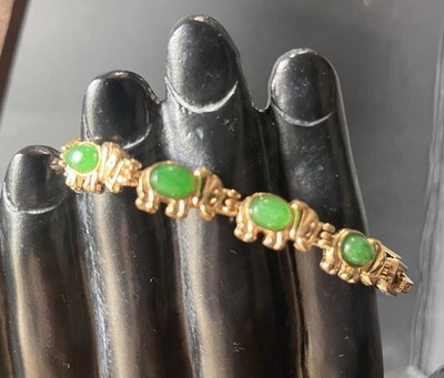 NEW Green & Gold 8  Elephant Bracelet