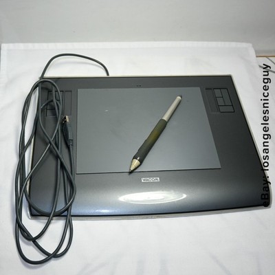 WACOM Intuos3 Graphics Tablet  - PTZ-630 with PEN - WORKS