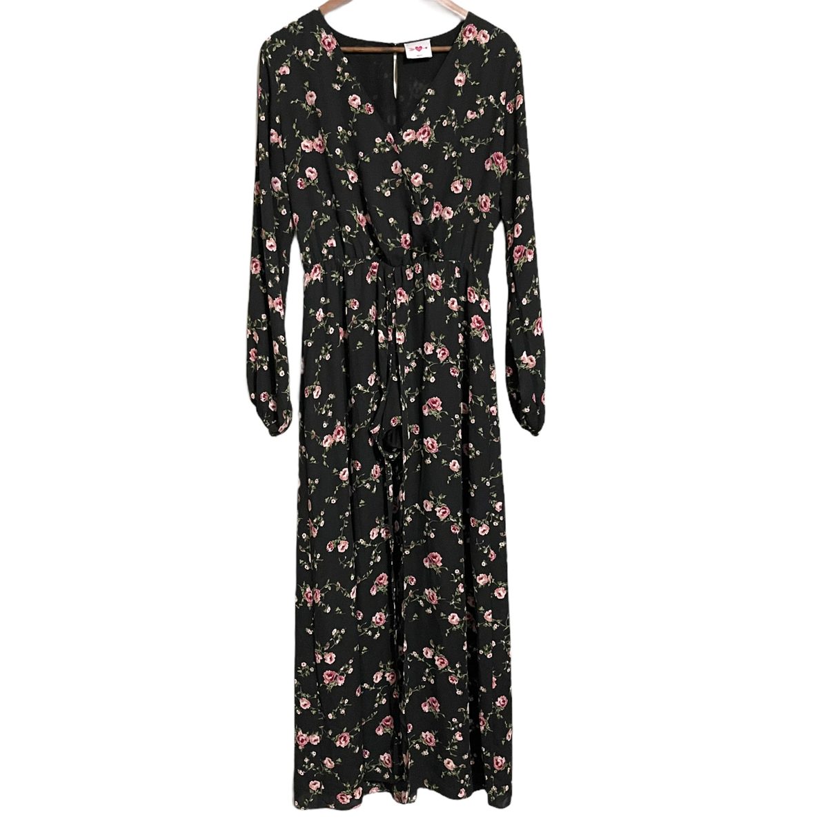 Buddy Love Women's NWOT Black Floral Long Sleeve Vneck Maxi Skirt