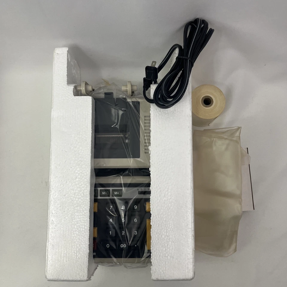 Vintage Royal 114PD Electronic 10 Digit Printing Display Calculator - Image 4 of 4