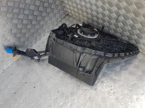 Audi A4 Adblue Tank 2.0 Diesel 4077103AD 2.0 Diesel B9 2015 - 2024 - Picture 12 of 20