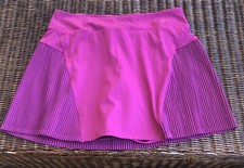 Nike Women's Dri-FIT 15" Golf Skirt. Size Small. AV3646