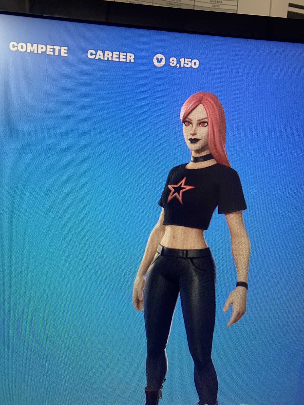 Fornite og skins 140 SkinsLeviathan axe Candy Axe 9.150 VBucks