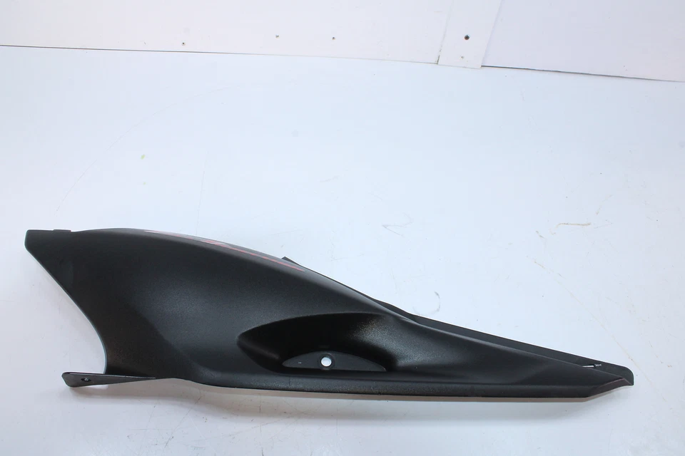 08-14 Yamaha Fx Nytro Fx10 Cubierta Panel Lateral Derecha Rh 8GL-21741-00-00 Foto 2 de 4