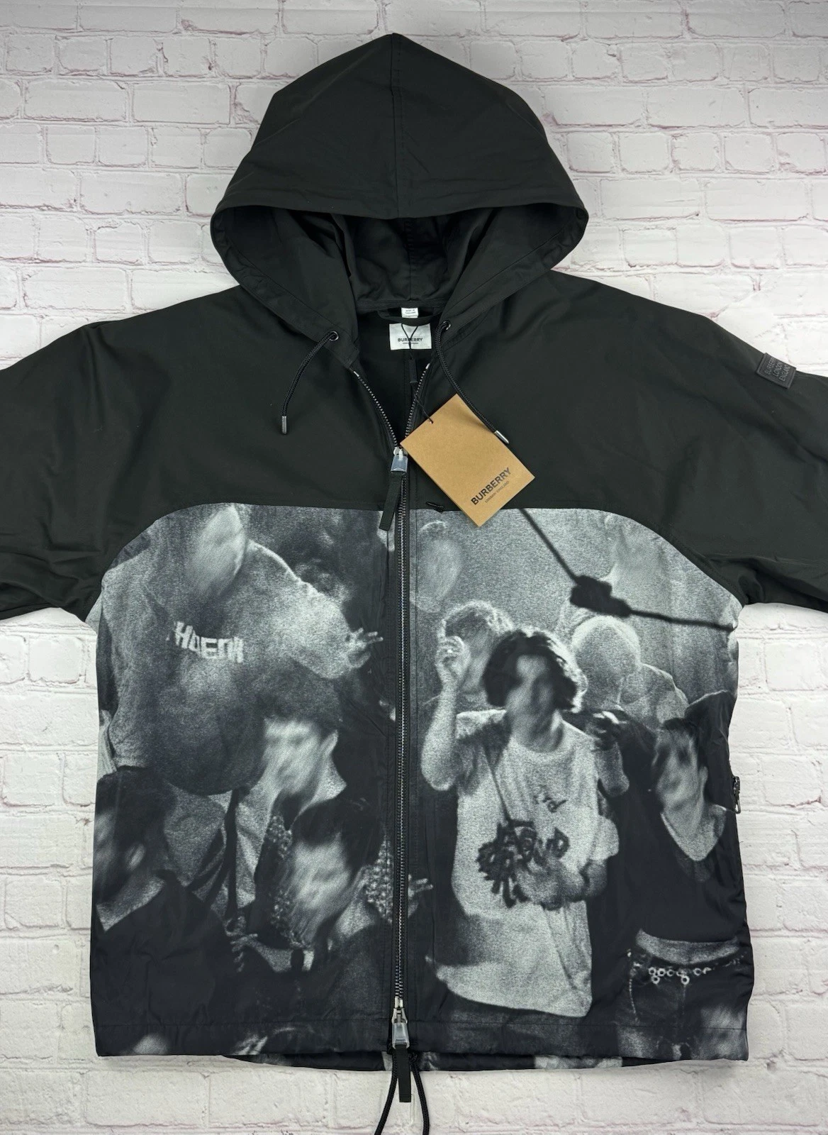 NWT BURBERRY Monochrome Rave Print Nylon Hooded Jacket Size: L Black MSRP $1250 image 7