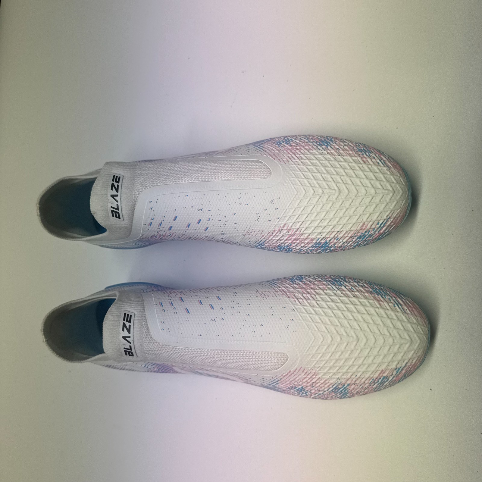 Sondico Blaze Football Boots UK 6 EU 39 FG White Blue Sock Fit image 2