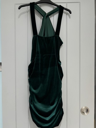 Green Velvet Dress Size14 Quiz - Picture 2 of 5