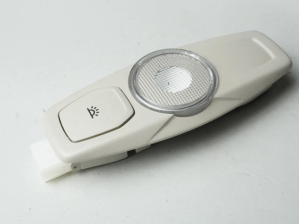 Ford Fusion 2013-2016 luz domo lámpara consola superior techo trasero OEM Foto 3 de 4