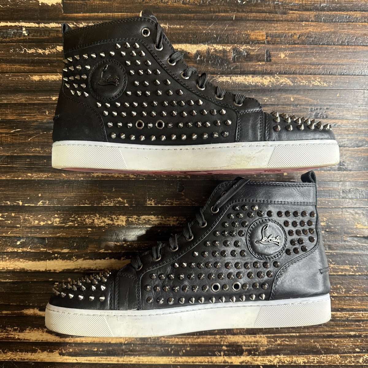 ルブタン 38.5 Christian Louboutin Men's Louis Mid-Top Spiked Leather