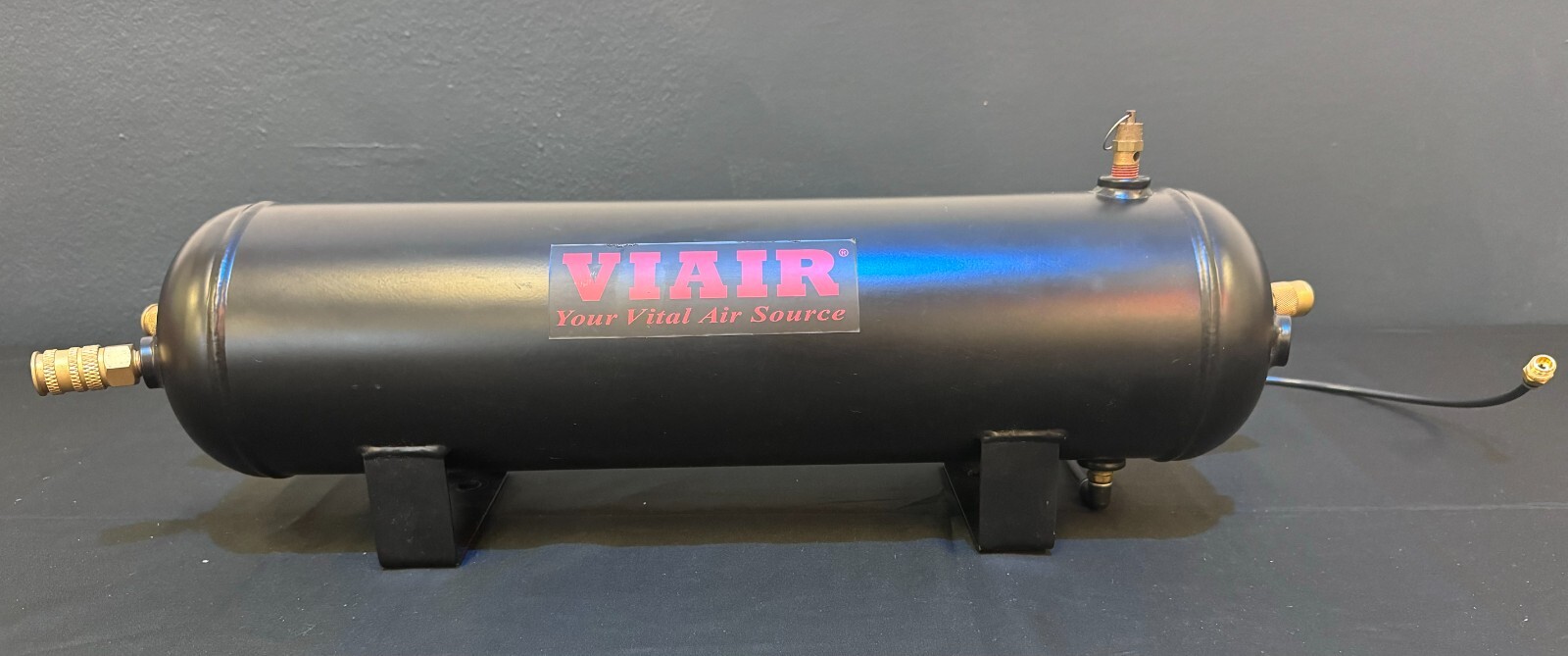 VIAIR 2.5 Gallon Air Tank 200 PSI Max