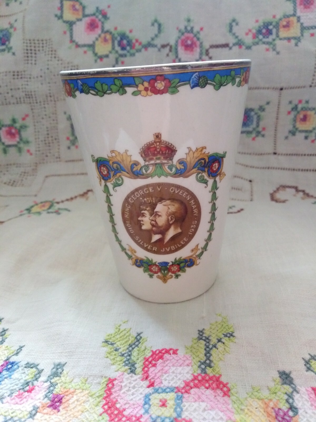 Foto 1 di 6