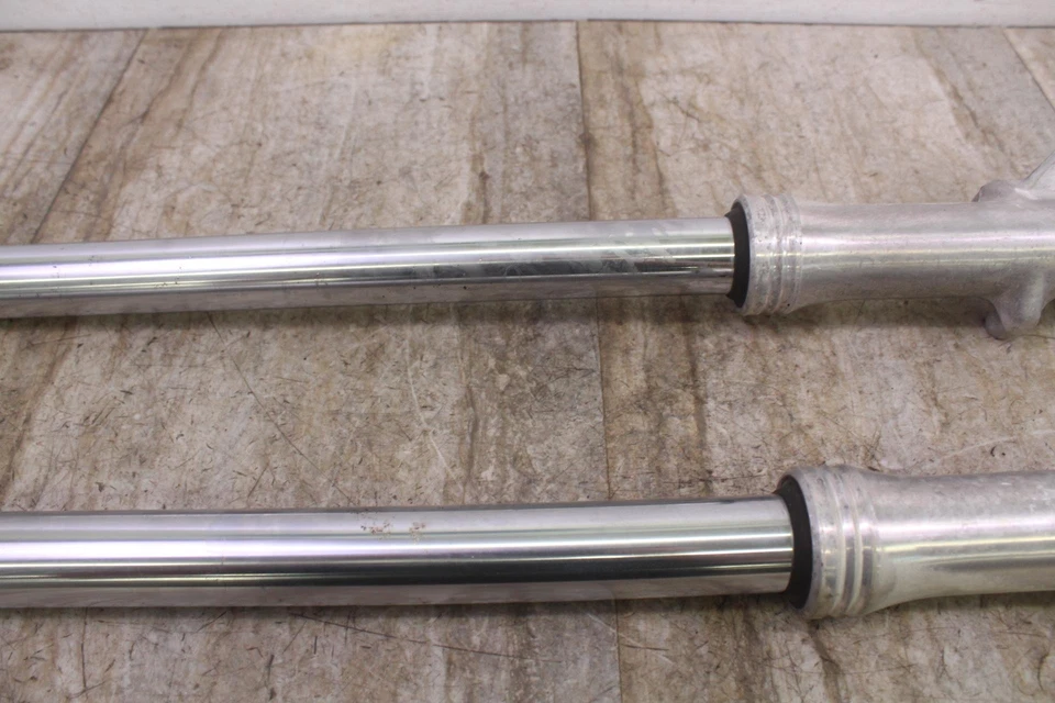 Par de horquillas delanteras izquierda y derecha Yamaha XJ650 XJ 650 MAXIM 1980 suspensión amortiguadora Foto 4 de 4