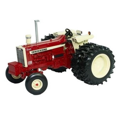 Case IH Farmall 1206 Traktor 1:32 Maßstab Britains Farm 43412