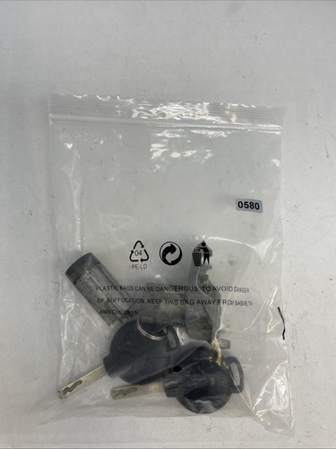 SMART FORTWO 451 07-14 IGNITION BARREL AND DOOR LOCK AND KEY - Picture 2 of 3