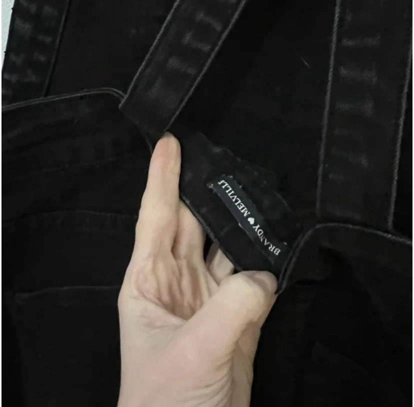 Macacão BRANDY MELVILLE Uma lavado preto tamanho médio - Imagem 3 de 3