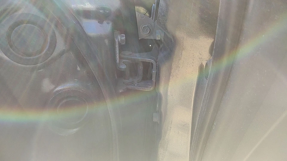 2004 Mitsubishi Endeavor Driver Conjunto de Pares de Dobradiças de Porta Inferior Superior Esquerda Fabricante de Equipamento Original Lh - Imagem 2 de 3