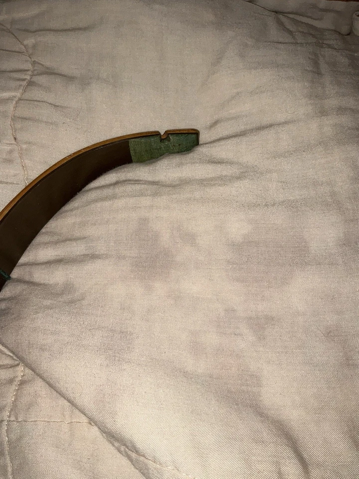 70's VINTAGE BEAR ARCHERY GRIZZLY RECURE BOW 45#RH 58" GREEN BROWN GLASS NICE!! - Image 4 of 4