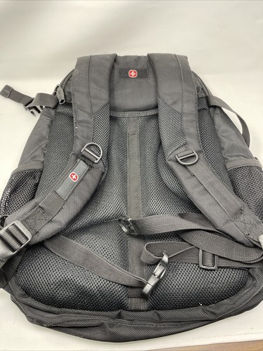 Swiss Gear Airflow Laptop Backpack Black Blackberry Embroidered On Pocket - Afbeelding 2 van 9