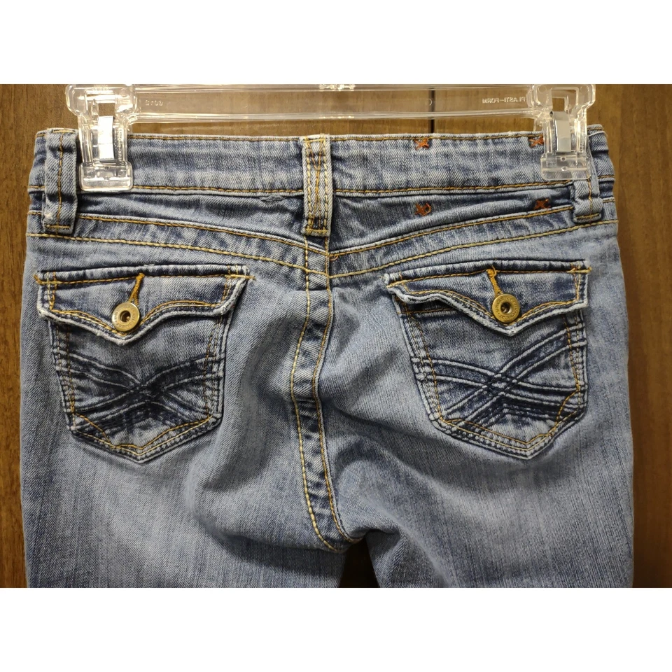 Pantalones de mezclilla Unionbay Bootcut cintura ajustable elásticos niñas talla 12 regular Foto 4 de 4