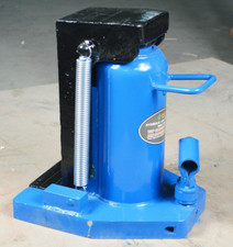 Hydraulic Machine Toe Jack Lift 15/30T Spreading Machine Oil Rigging Floor Jack