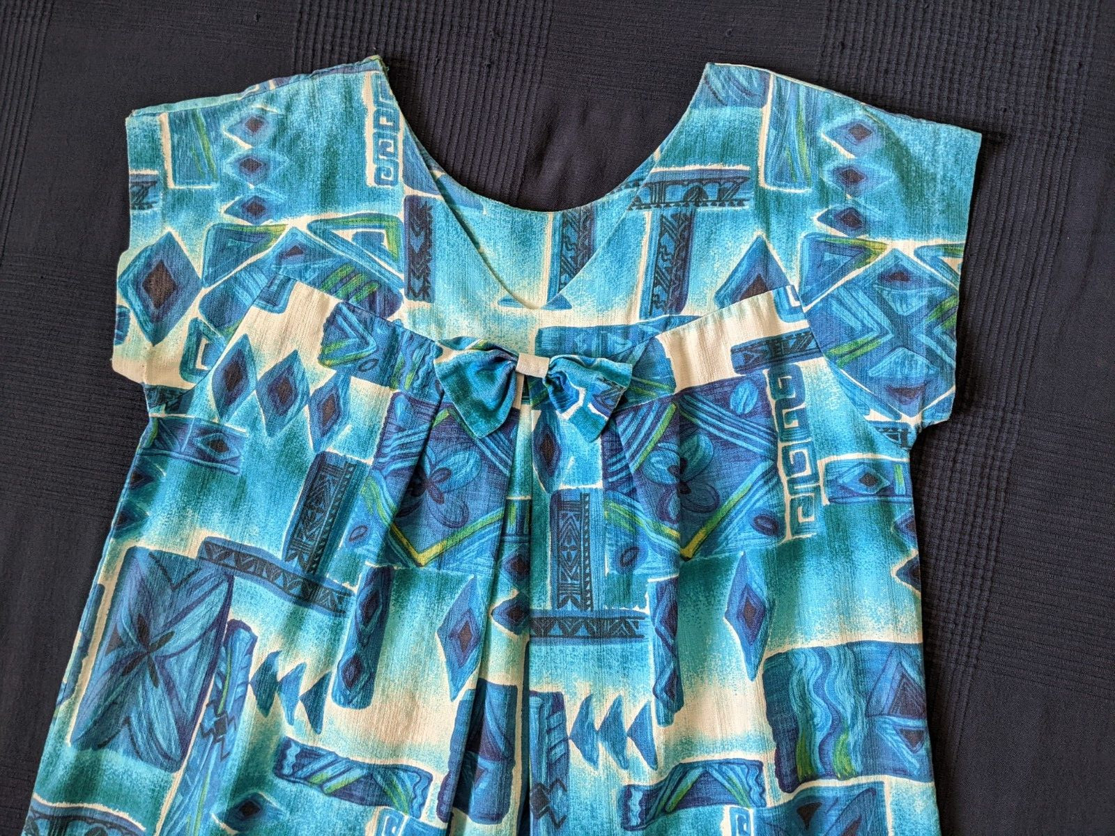 Vintage Barkcloth Muumuu Housedress Designer Size… - image 2