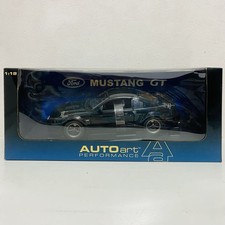 AUTOart PERFORMANCE AUTOart 1/18 FORD BULLIT MUSTANG GT 2001 GREEN Ford Mustang