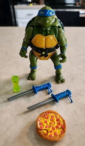 Vintage 1992 TMNT Mutations Leonardo Figure Complete Teenage Mutant Ninja Turtle