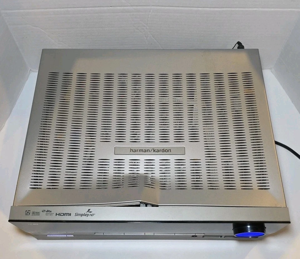 Harman Kardon AVR-146 - 5.1 Ch HDMI Home Theater Surround Sound Receiver *READ* - Image 2 of 4