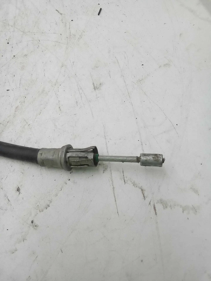 Chrysler 300 Dodge Charger 2009 cable de freno de estacionamiento trasero usado OEM Foto 4 de 4