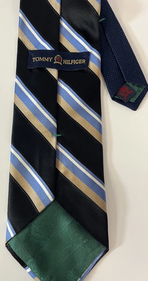 Corbata Tommy Hilfiger 100% Seda EE. UU. Azul Negro Dorado Rayas Logo Foto 2 de 4