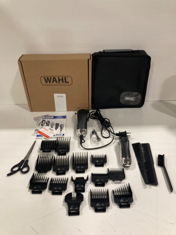 Wahl 79524-5201 Deluxe Chrome Pro  Hair and Beard Clipping Trimmers