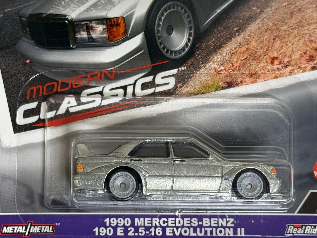 Hot Wheels Modern Classics 1990 Mercedes-Benz 190E 2.5-16