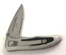 2005 Winchester Lockback Knife Partially Serrated W/ Belt Clip Thumbstud 10876-N