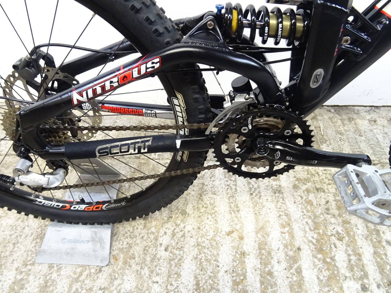 nitrous dual suspension mountain bike