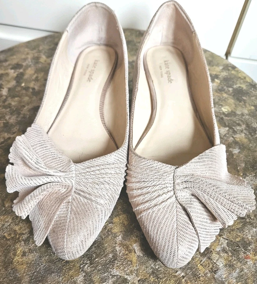 Zapatos planos Kate Spade para mujer talla 10 con lazo rosa polvoriento lazo brillante Foto 2 de 4